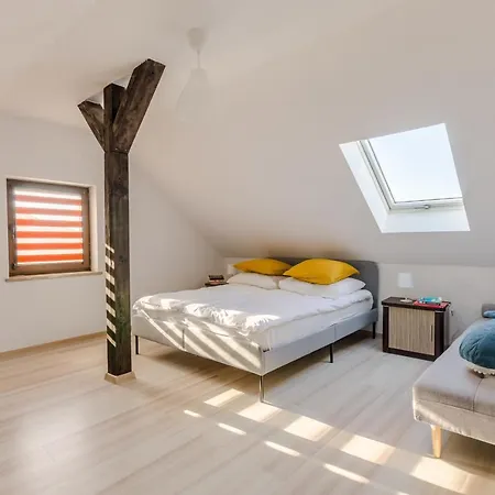 Апартаменты Pod Debem *